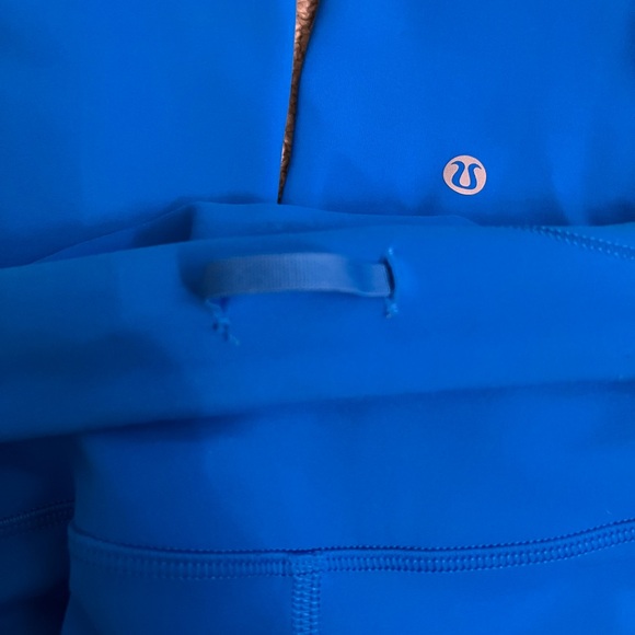 like new blue lululemon wonder train leggings - Picture 3 of 4